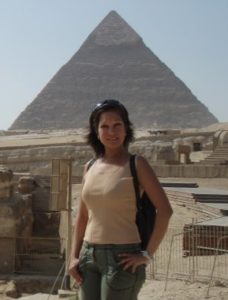 Laura vid Pyramiderna 2007